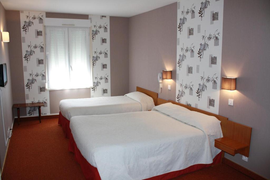 Hotel du Touring Saint-Céré Kamer foto